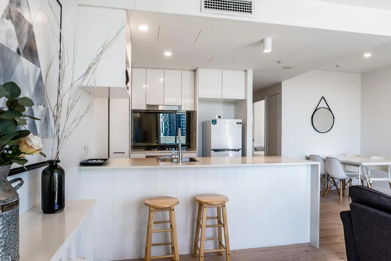 **** Aparthotel Serain Residences On Merivale Street Brisbane Australia